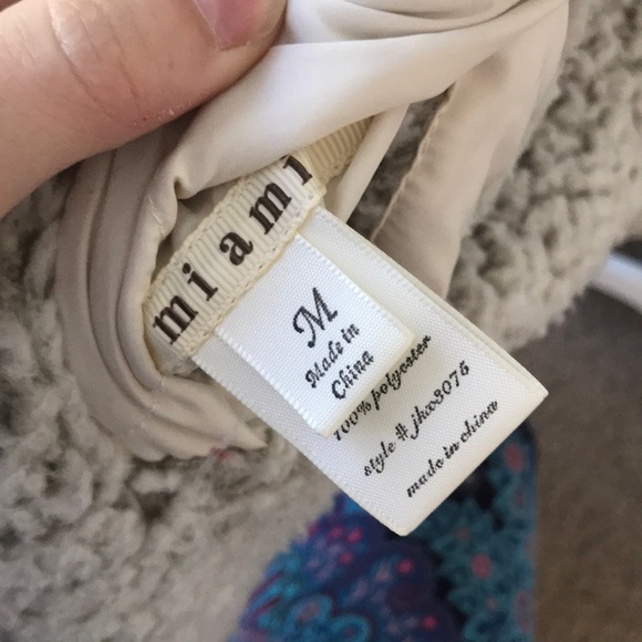 Alter’d State Vest - Picture 5 of 5